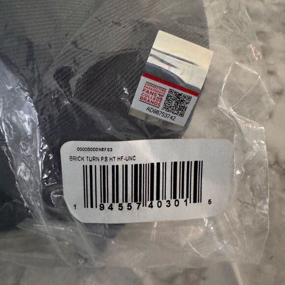 Gray NC Tarheels Hat‎ NWT - Picture 2 of 4